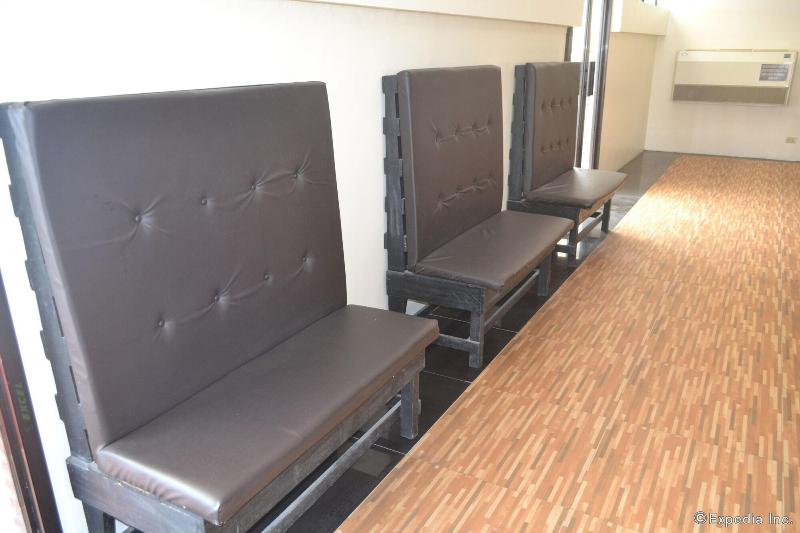 Photo of Columbus Plaza Hotel, 3-star hotel in General Santos