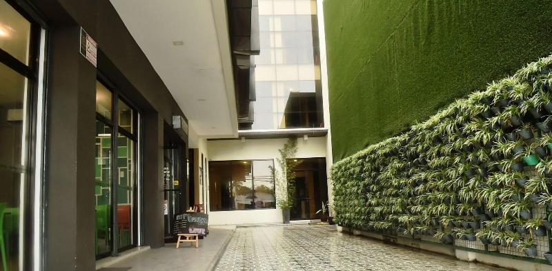 Photo of Columbus Plaza Hotel, 3-star hotel in General Santos