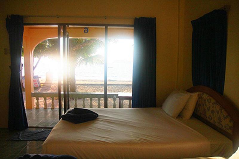 Photo of Kaibae Hut Resort, 3-star hotel in Ko Chang