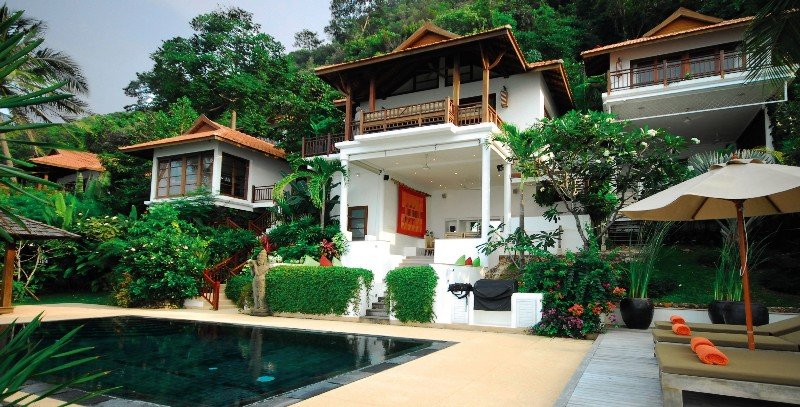 Napasai Samui, Singapore