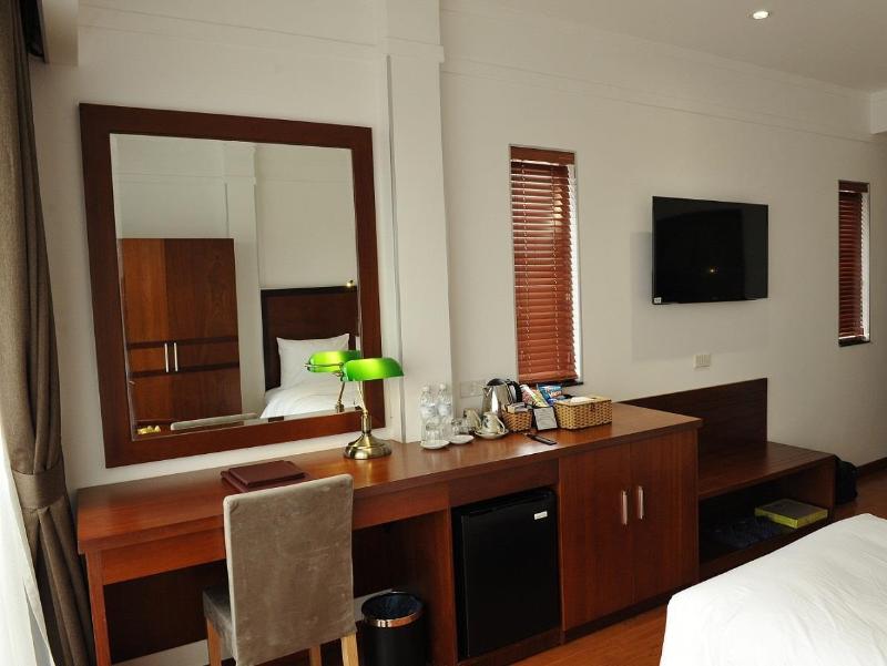 The Vancouver Hotel Ninh Binh, Singapore