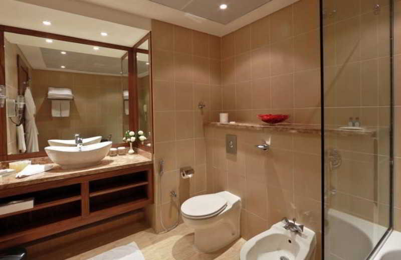 Photo of Al Khaleej Grand Hotel, 4-star hotel in Al Rigga