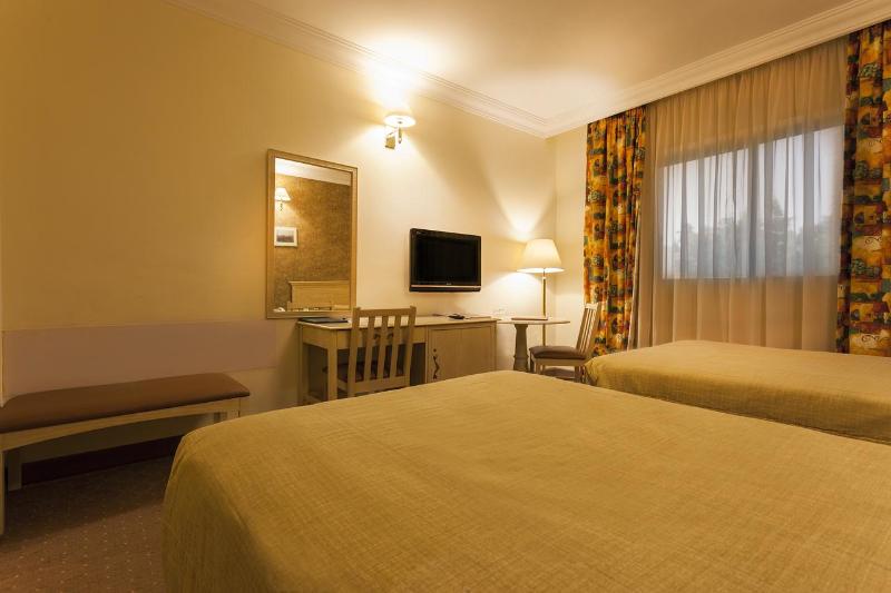 Photo of Amman West Luxury Hotel, 4-star hotel in Amman (and vicinity)