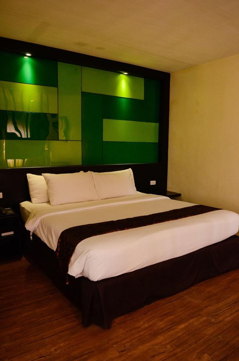 Photo of Sun City Suites, 3-star hotel in General Santos