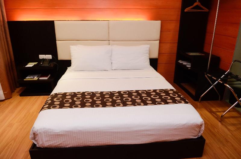 Photo of Sun City Suites, 3-star hotel in General Santos