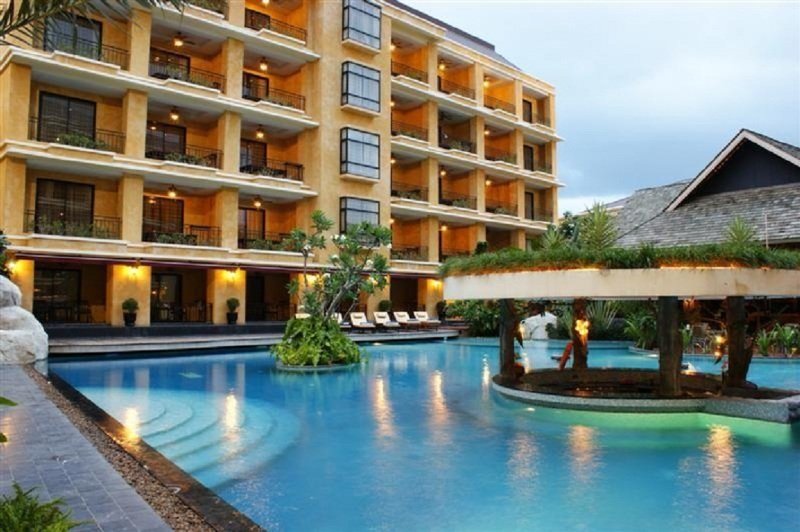 LK Mantra Pura Resort, Singapore