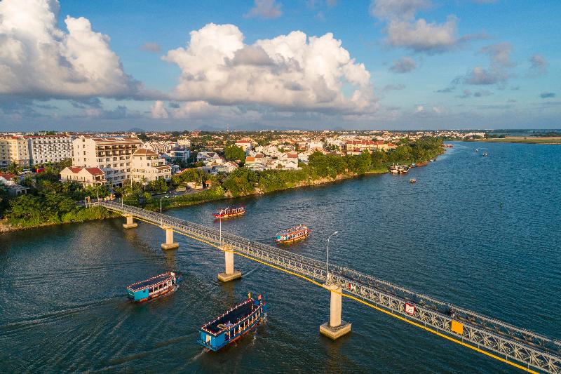 RiverTown Hoi An Resort & Spa, Singapore