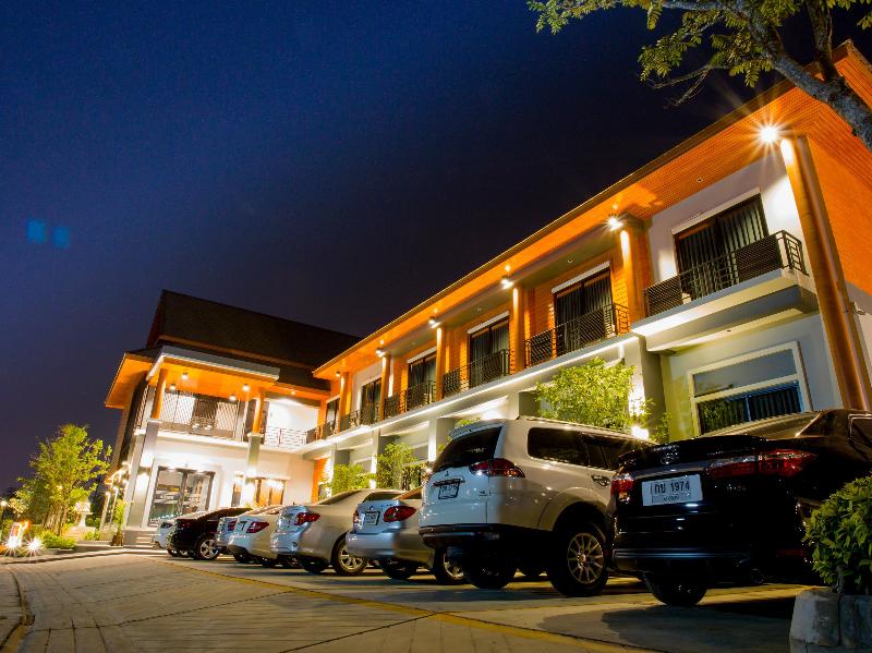 Photo of Aziss Boutique Hotel, 2-star hotel in Phitsanulok