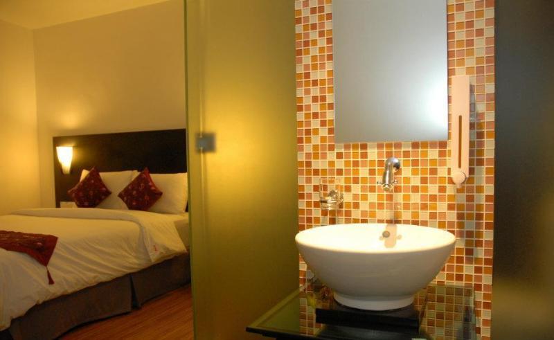 Photo of The Leverage Lite Hotel - Kuala Kedah, 1-star hotel in Alor Setar