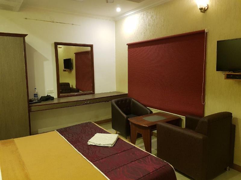 Photo of SS hotels, 3-star hotel in Tirupur