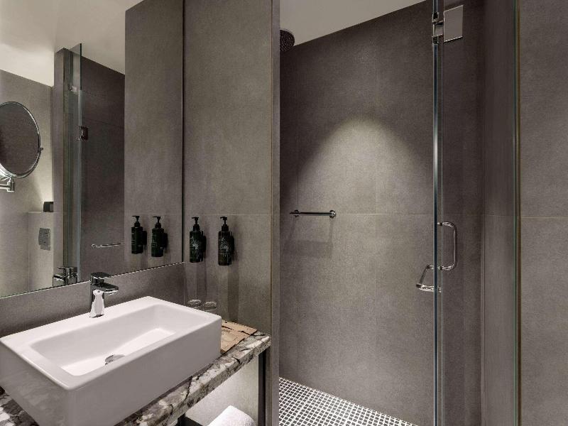 Photo of Ramada Encore By Wyndham Bhiwadi Phool Bagh Chowk, 4-star hotel in Tijara
