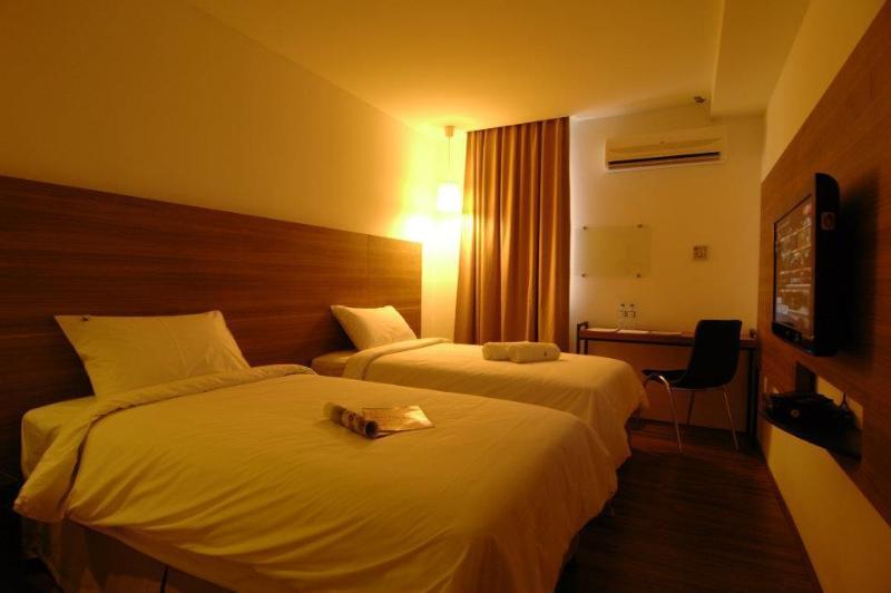 Photo of The Leverage Business Hotel Mergong, 2-star hotel in Alor Setar