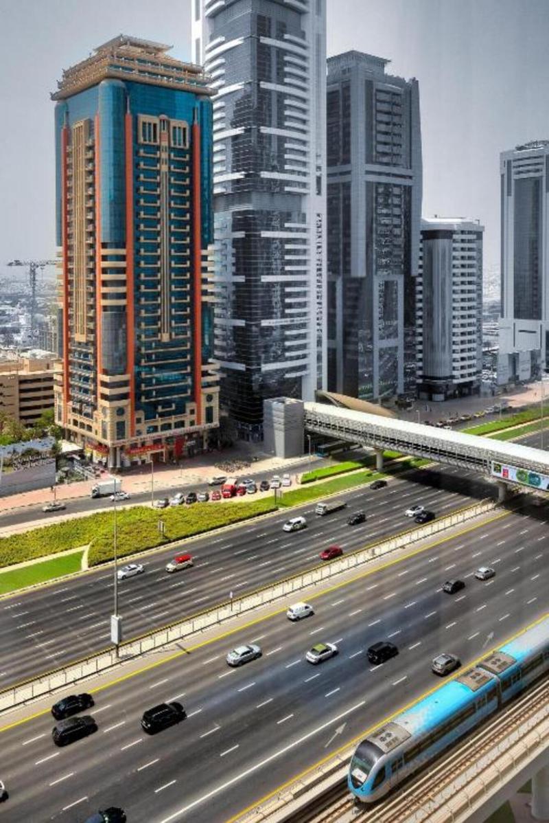 Sunday Sheikh Zayed Road Concord Tower by Belvilla, Singapore
