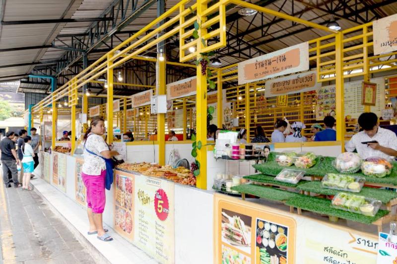 Ze Residence Bang Aor Station, 3-star hotel in Bang Phlat