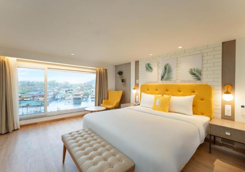 Photo of Bloom Boutique - Dal Lake, 3-star hotel in Srinagar