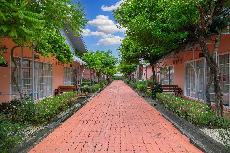 Photo of Go Inn Bangkok Rama3, 3-star hotel in Bang Kho Laem