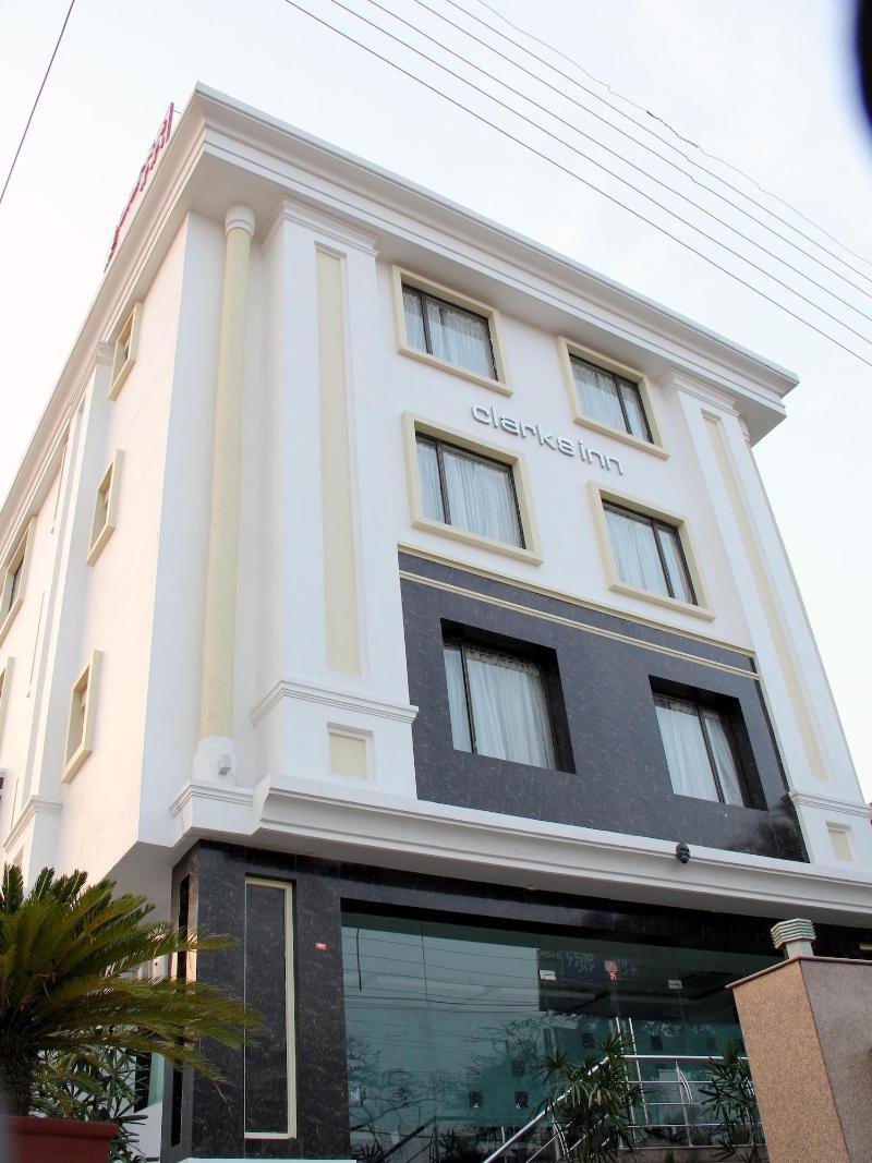 Clarks INN Mathura exterior, 3-Star hotel in Mathura (and vicinity)