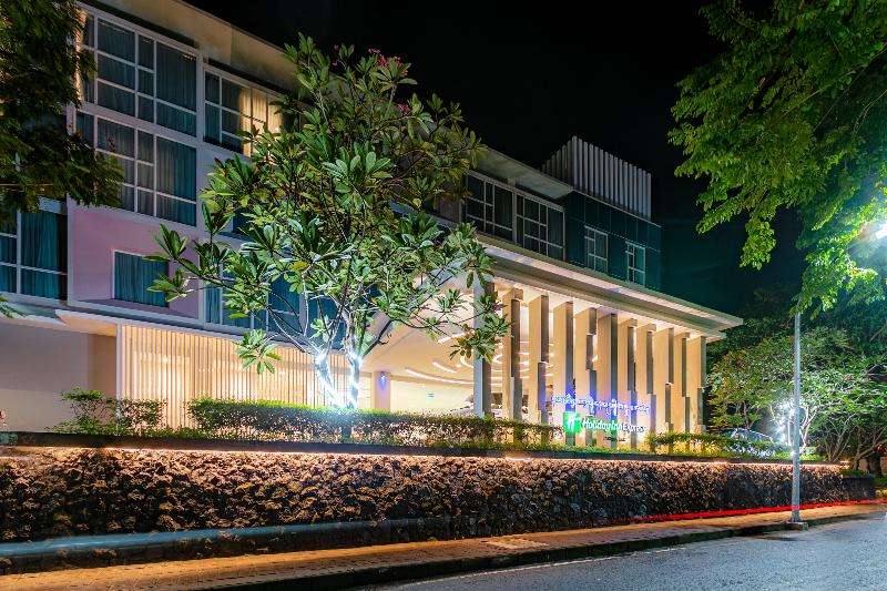 Holiday Inn Express Baruna Bali, Singapore