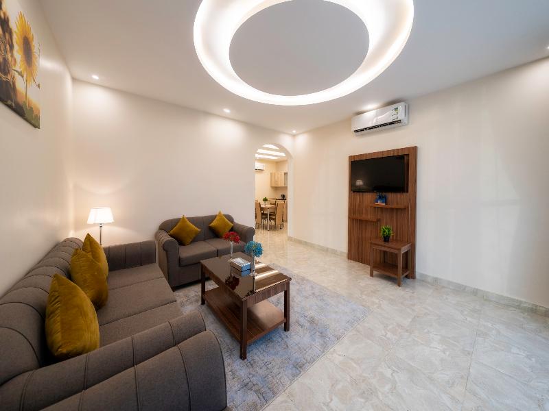 Photo of Al Qasr Hotel Suites 2 Al Diyafah hotel in Khamis Mushait