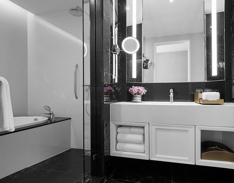 Photo of Grande Centre Point Sukhumvit 55, 5-star hotel in Bangkok (and vicinity)