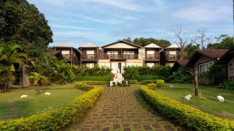 Photo of Stone Wood Resort, Mandrem, 3-star hotel in Mandrem