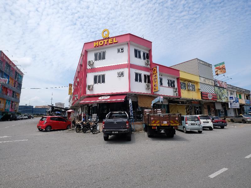 Photo of OYO 1104 Q Hotel, 2-star hotel in Kuantan (and vicinity)