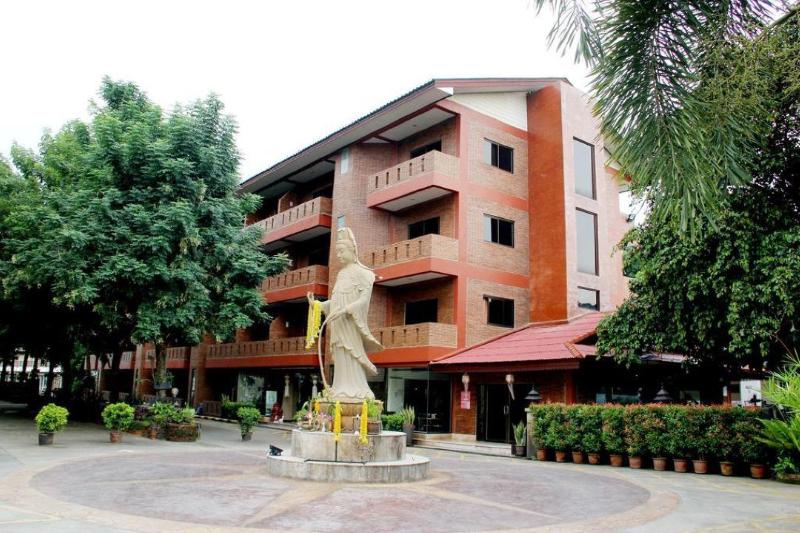 Photo of See Sky Resort by ZUZU, 3-star hotel in Pak Chong