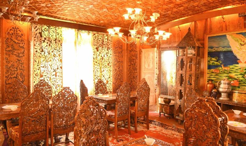 Photo of De Laila House Boat (Marketed By Sterling), 3-star hotel in Dal Lake