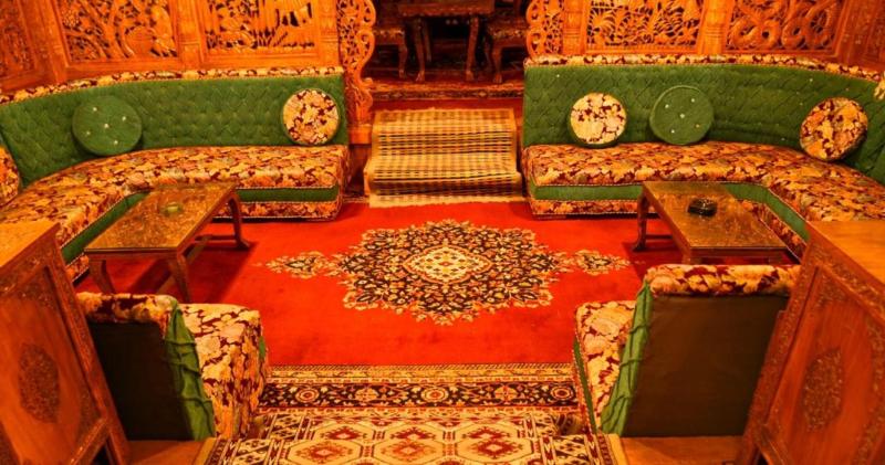 Photo of De Laila House Boat (Marketed By Sterling), 3-star hotel in Dal Lake