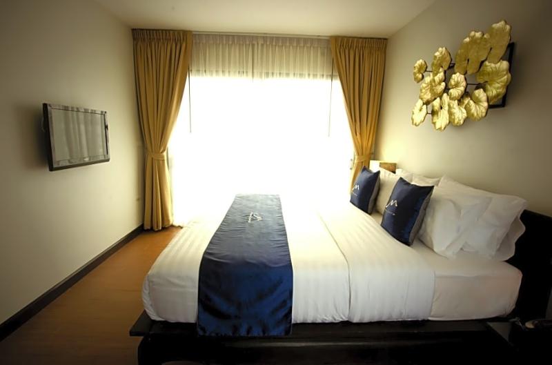 Maytara Hotel exterior, 3-Star hotel in Central Pattaya