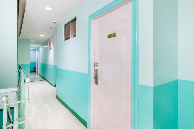 Photo of Lucky Hotel Binondo, 2-star hotel in Chinatown