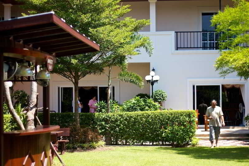 Photo of Serene Sands Health Resort, 3-star hotel in Pattaya (and vicinity)