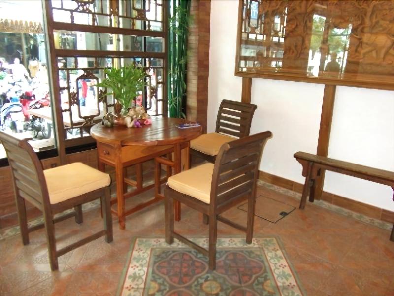 Photo of The Red Balcony Inn, 2-star hotel in Central Pattaya