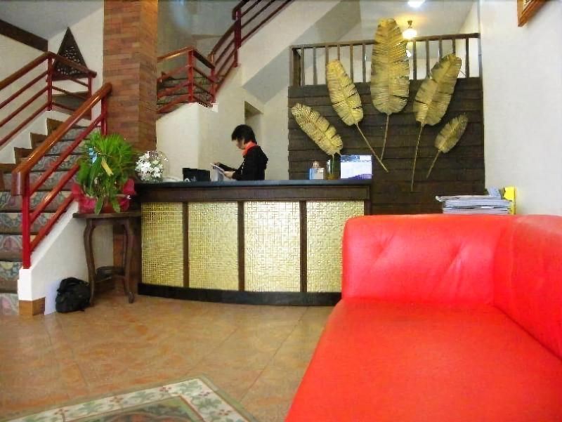 Photo of The Red Balcony Inn, 2-star hotel in Central Pattaya