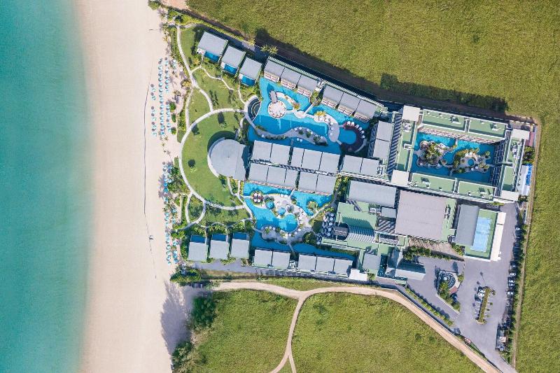 Photo of Le Meridien Khao Lak Resort & Spa (SHA Plus+), 5-star hotel in Khao Lak