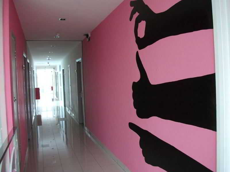 OYO 167 HelicoNia Hotel exterior, 3-Star hotel in George Town