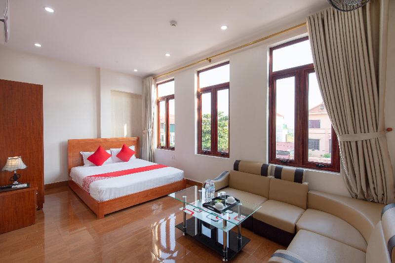 Luxury Airport Hotel & Travel, Singapore