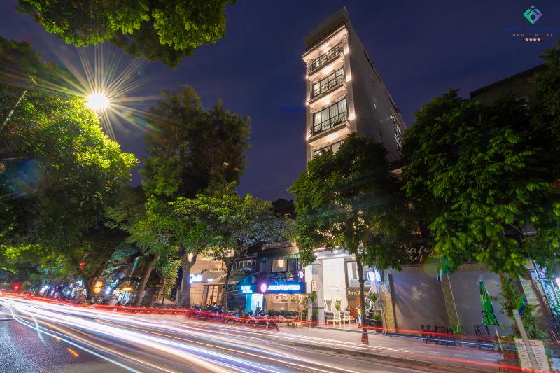 Avani Central Hanoi Hotel, Singapore