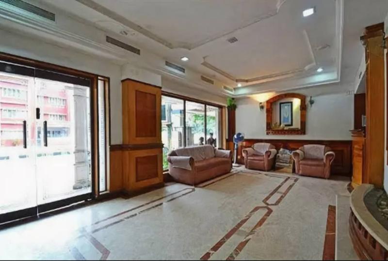 Photo of Hotel Royal Paris, 2-star hotel in Chennai (and vicinity)