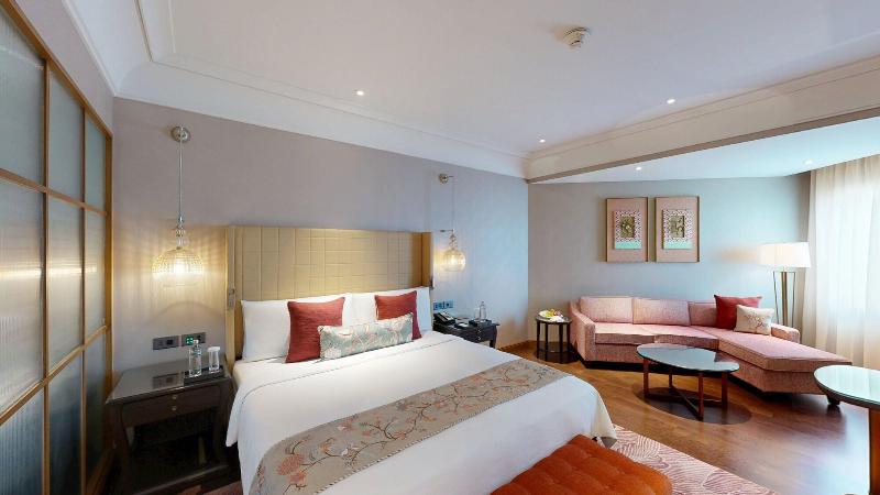 Photo of The Leela Hyderabad  Banjara Hills, 5-star hotel in Hyderabad (and vicinity)