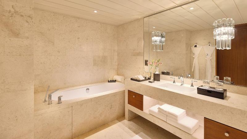 Photo of The Leela Hyderabad  Banjara Hills, 5-star hotel in Hyderabad (and vicinity)