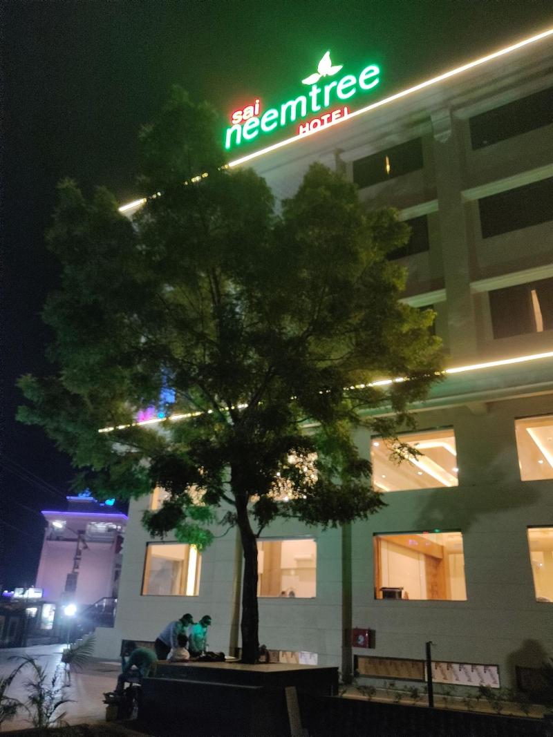 Photo of Sai Neem Tree Hotel, 3-star hotel in Shirdi