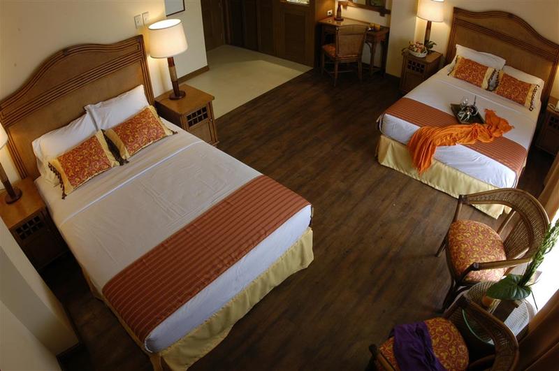 Photo of Boracay Tropics Resort Hotel, 3-star hotel in Aklan