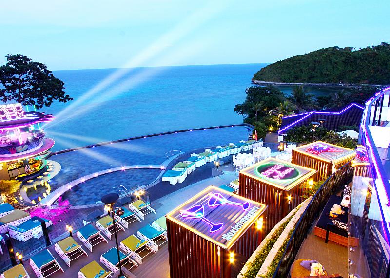 Photo of Fairways and Bluewater Boracay, 4-star hotel in Aklan