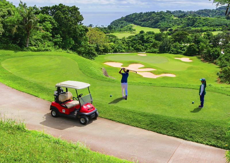 Photo of Fairways and Bluewater Boracay, 4-star hotel in Aklan
