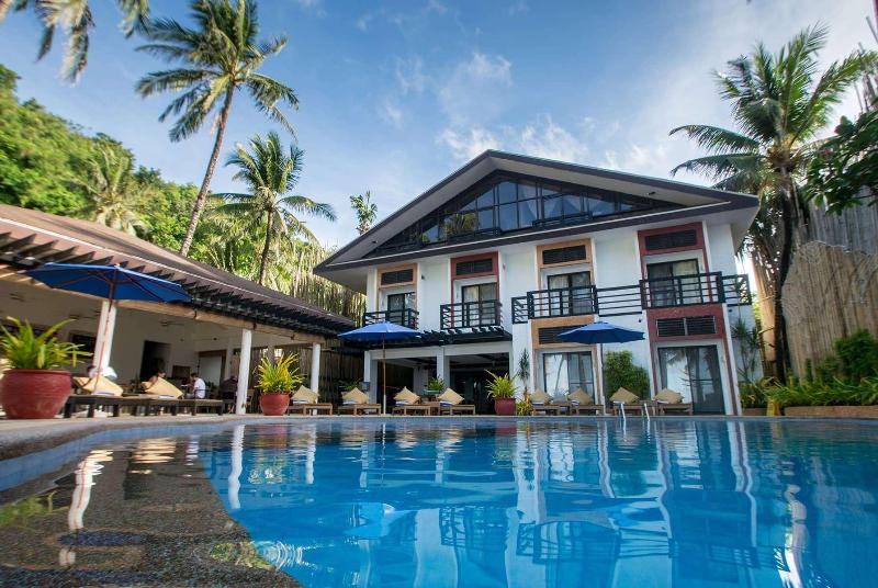 Photo of Microtel by Wyndham Boracay, 3-star hotel in Aklan