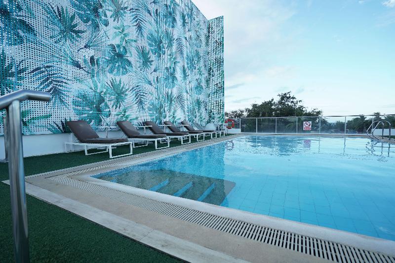 Photo of The Tides Hotel Boracay, 4-star hotel in Aklan