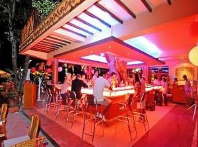 Photo of Red Coconut Beach Hotel, 3-star hotel in Aklan
