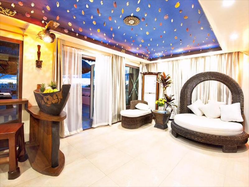 Photo of Golden Phoenix Hotel Boracay, 4-star hotel in Aklan