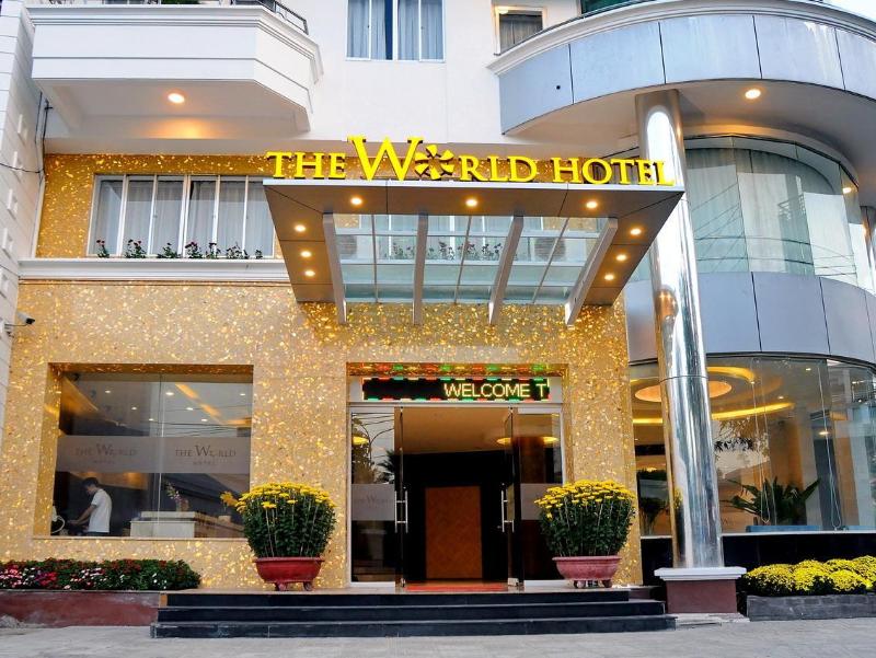 W Premium Nha Trang, Singapore